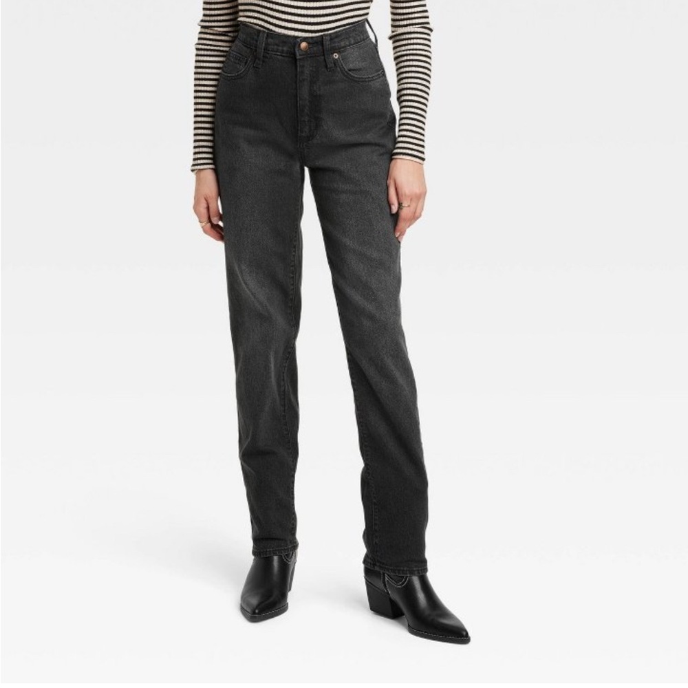 Women's High-Rise 90's Straight Jeans - Universal
Thread